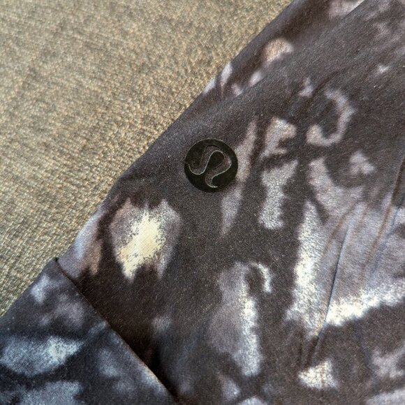 Lululemon Breakaway Shorts 2 | Dusk Dye Print | Swift Ultra - Picture 4 of 9